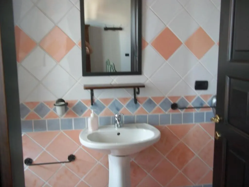 B&B Sa Muredda Sardara Bed & Breakfast