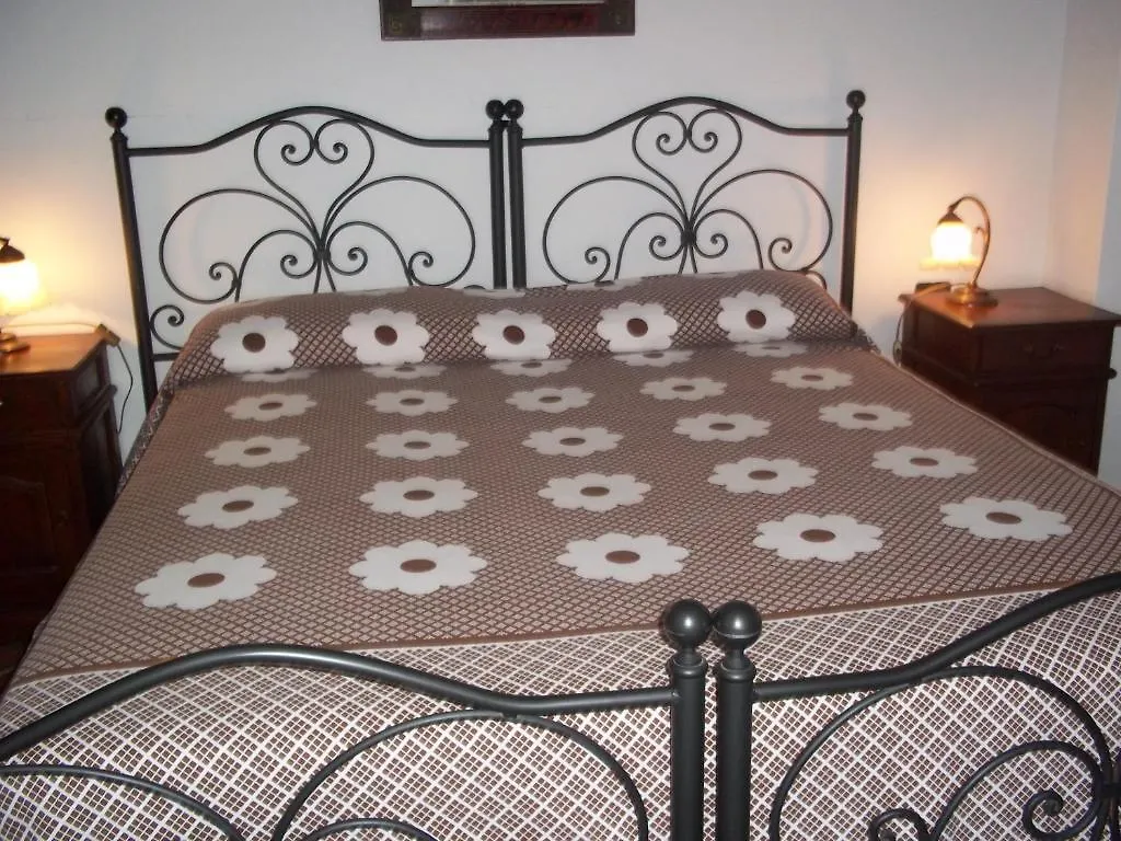 B&B Sa Muredda Sardara 3*,