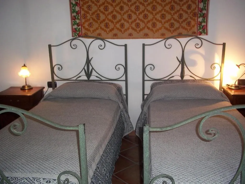 B&B Sa Muredda Sardara Bed & Breakfast