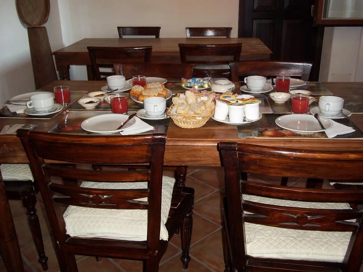 B&B Sa Muredda Sardara Bed & Breakfast